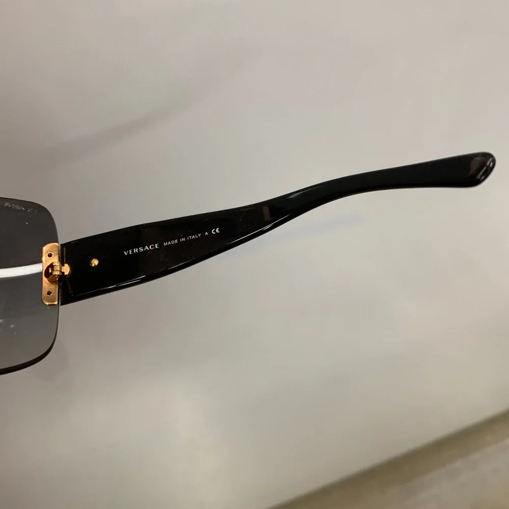 Versace Sunglasses - Picture 7 of 8